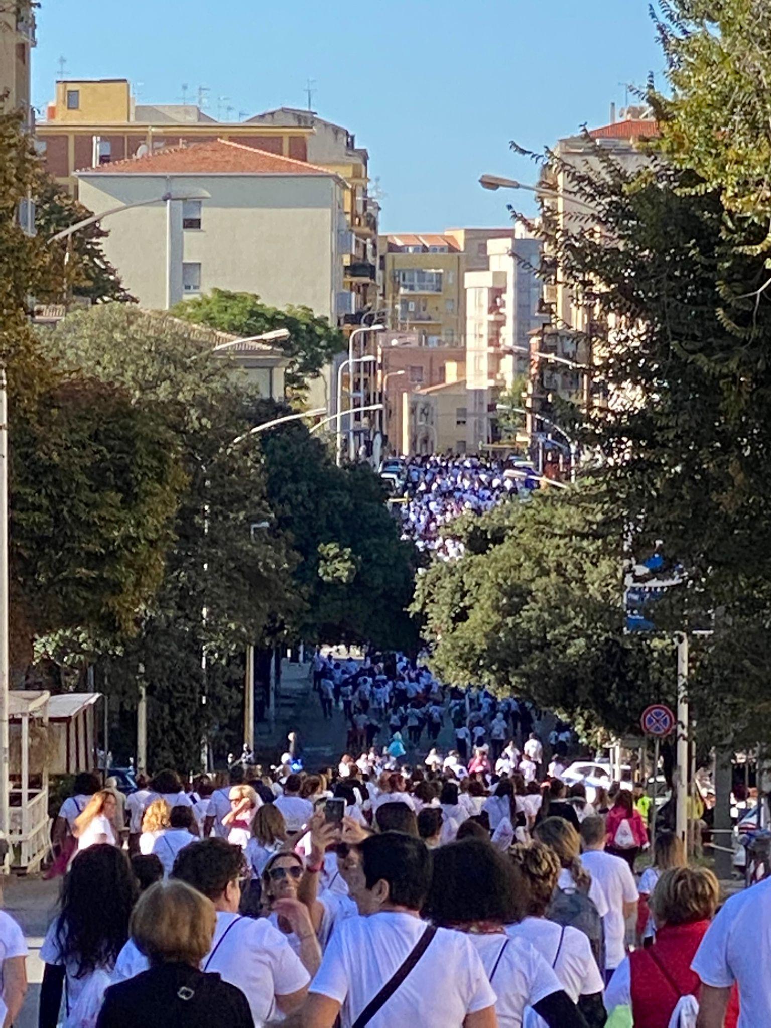 Corsa in rosa a Sassari, cinquemila “no” contro la violenza 