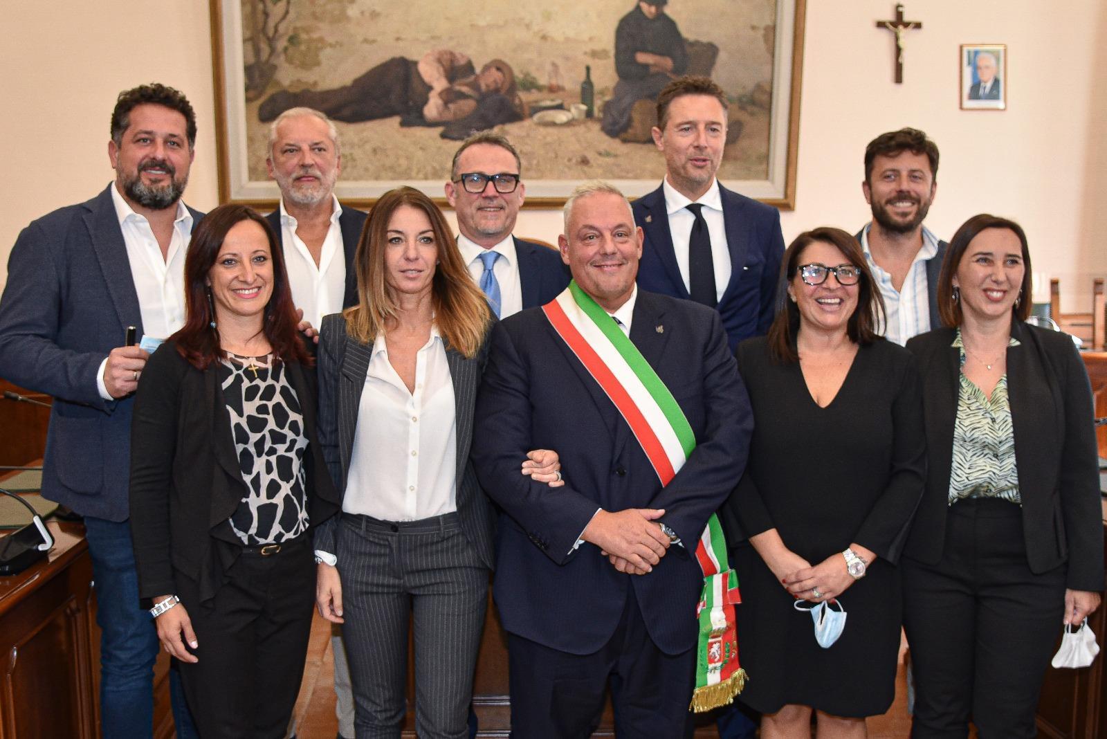 La nuova giunta di Grosseto (foto Agenzia Bf)