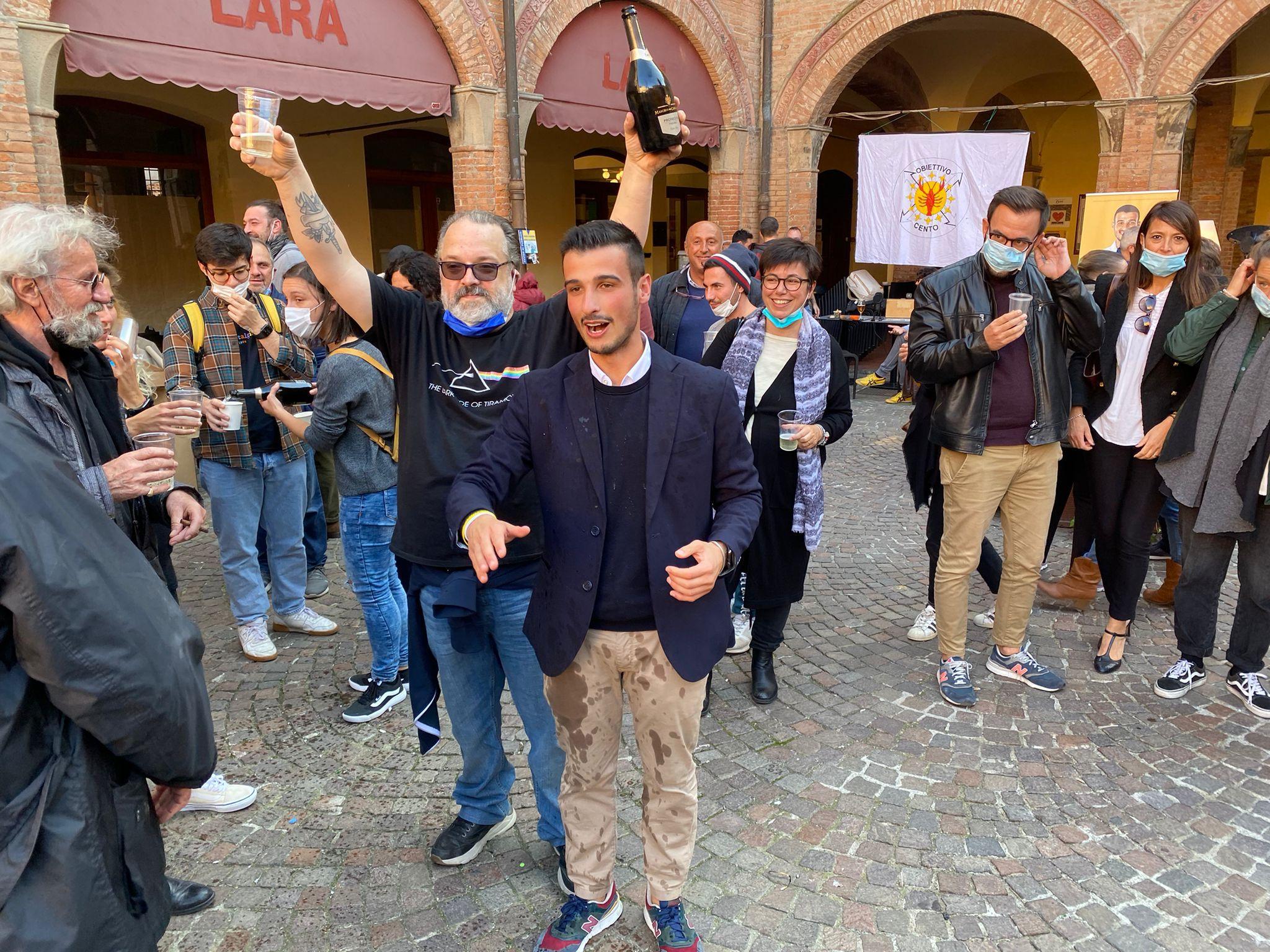 Cento sceglie Edoardo Accorsi