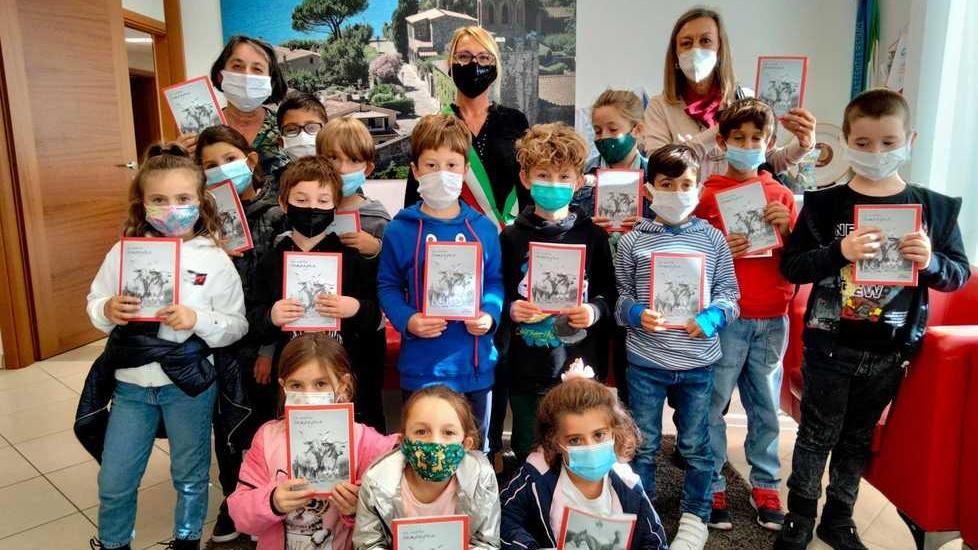 I bimbi della primaria accolti in municipio dalla sindaca Nappi