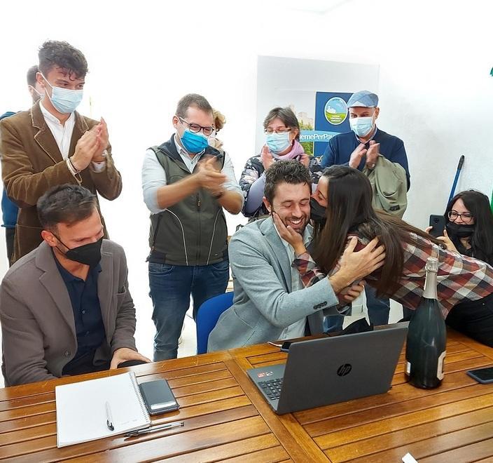 Pavullo, il neo sindaco Venturelli: «Vittoria stupenda dedicata a mia moglie e mia mamma» 