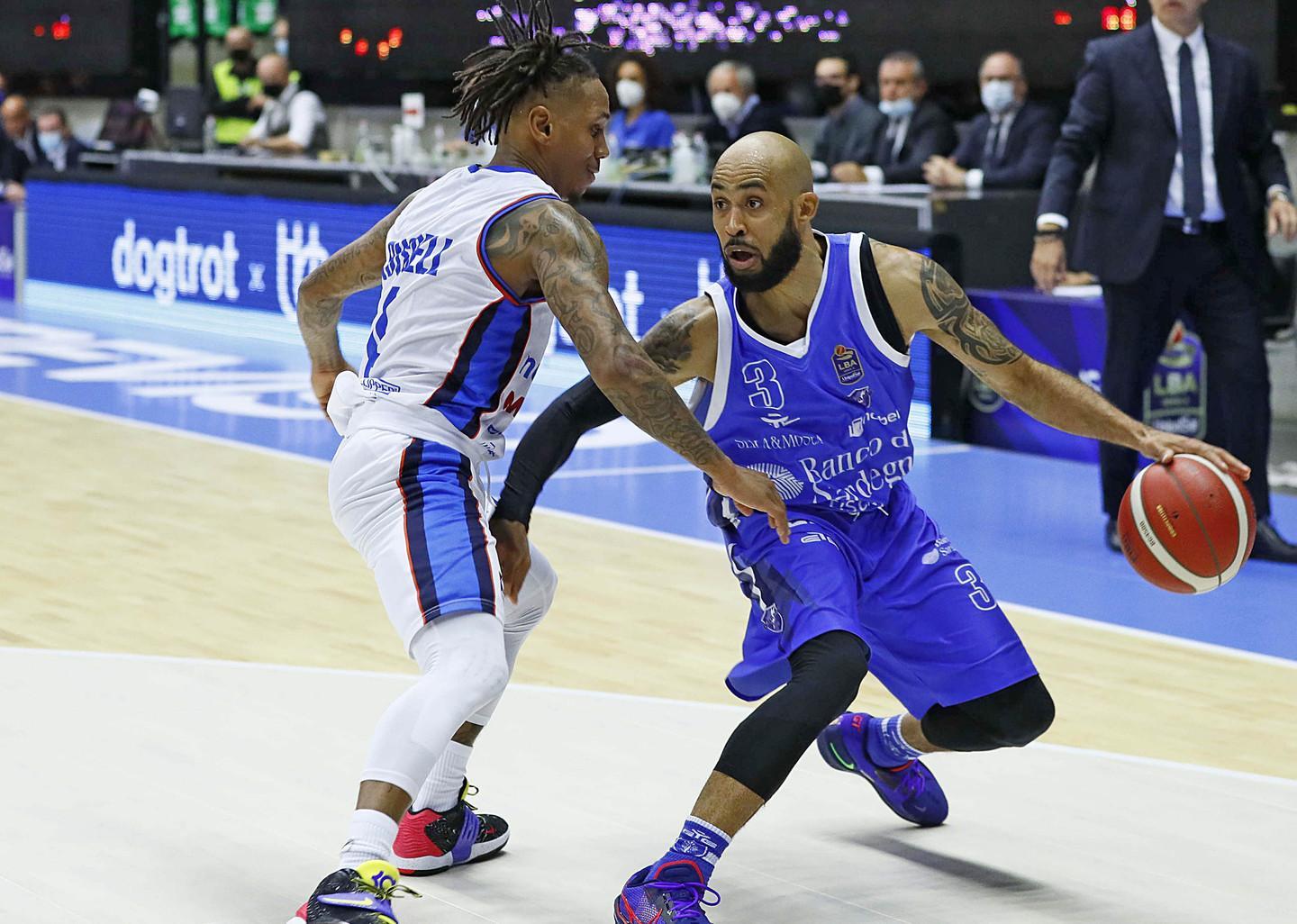 La Dinamo brinda alla prima doppietta