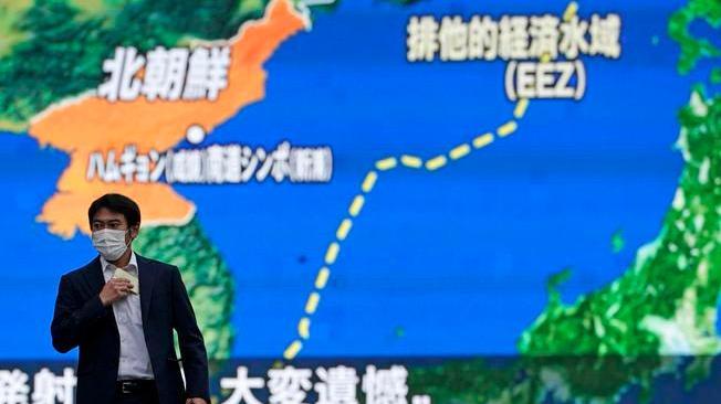 Corea Nord, Kcna conferma: missile testato da un sottomarino