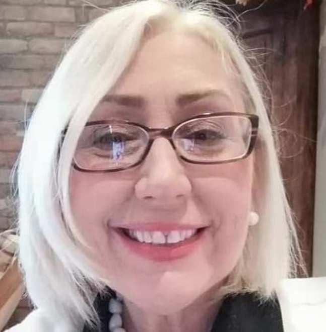 Marina Pratici premiata al “Città del galateo” «Lo dedico a mia madre»
