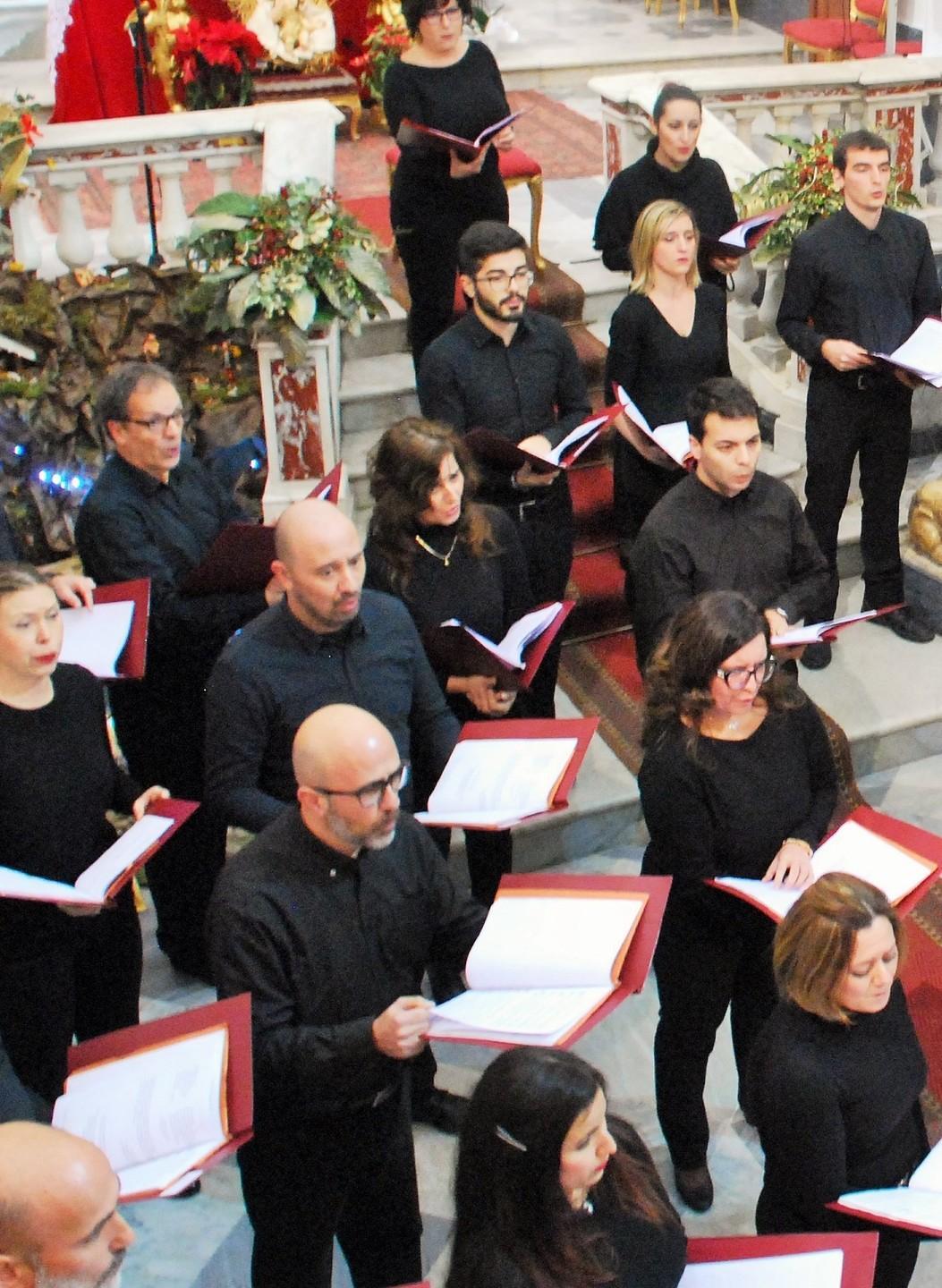 Nasce il gruppo di canto del maestro Milia