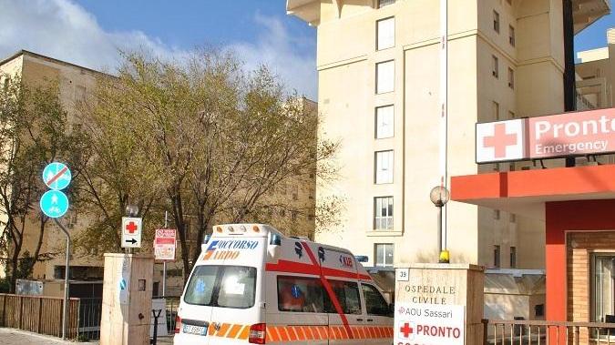 Sassari, morì dopo una caduta: a processo tre medici 