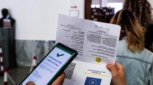 Green pass e contagi: isola promossa