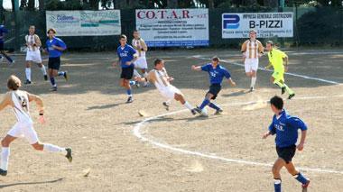 Fli: «Un progetto edilizio dietro lo stop allo stadio Pineta?»