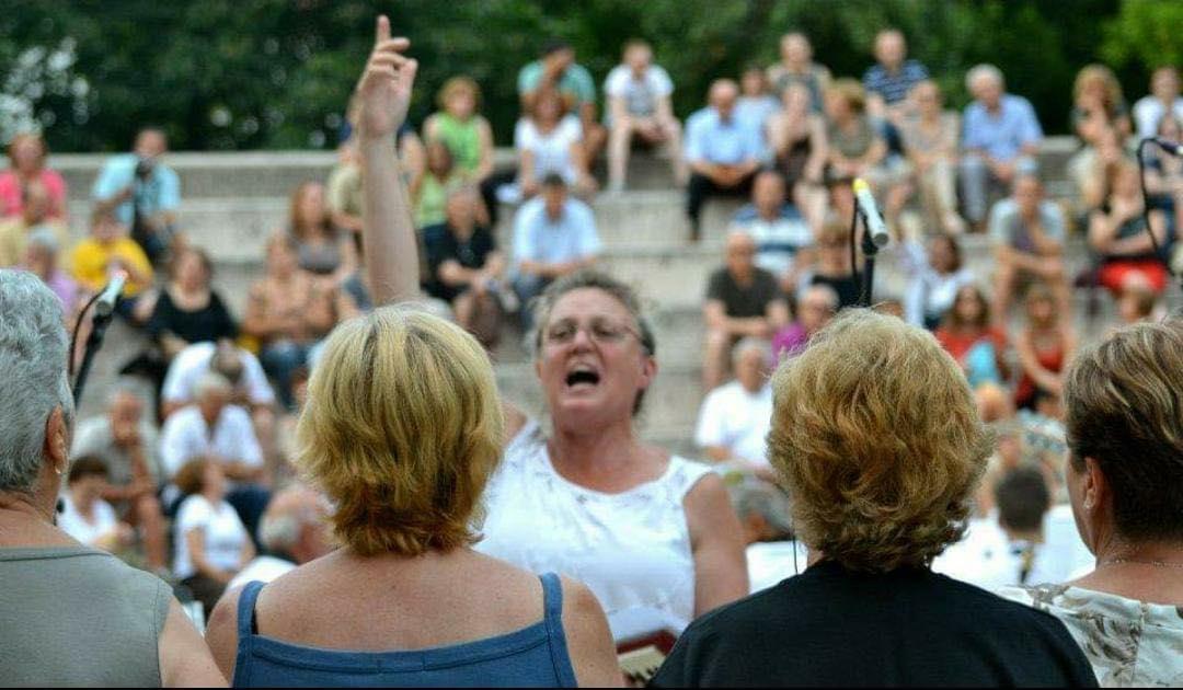 Addio Maria Giulia, direttrice del coro delle Mondine di Novi 