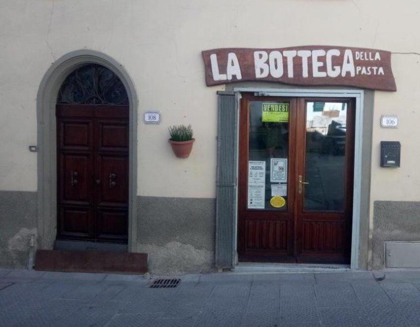 L’ingresso de “La bottega della pasta” a San Marcello Pistoiese