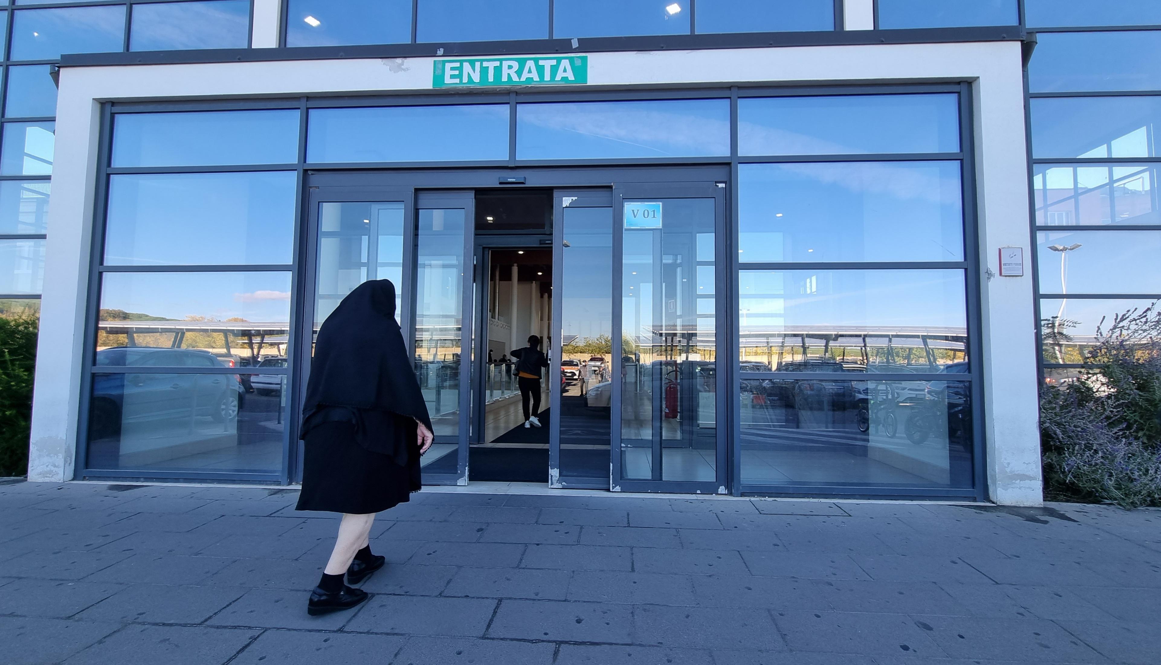 L'ingresso dell'ospedale San Francesco