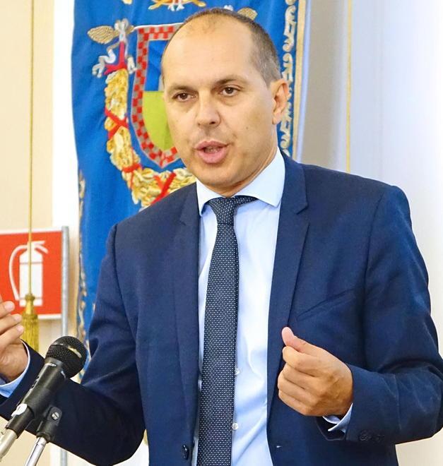 Mandato a Livorno per l’esame Interviene il difensore civico 