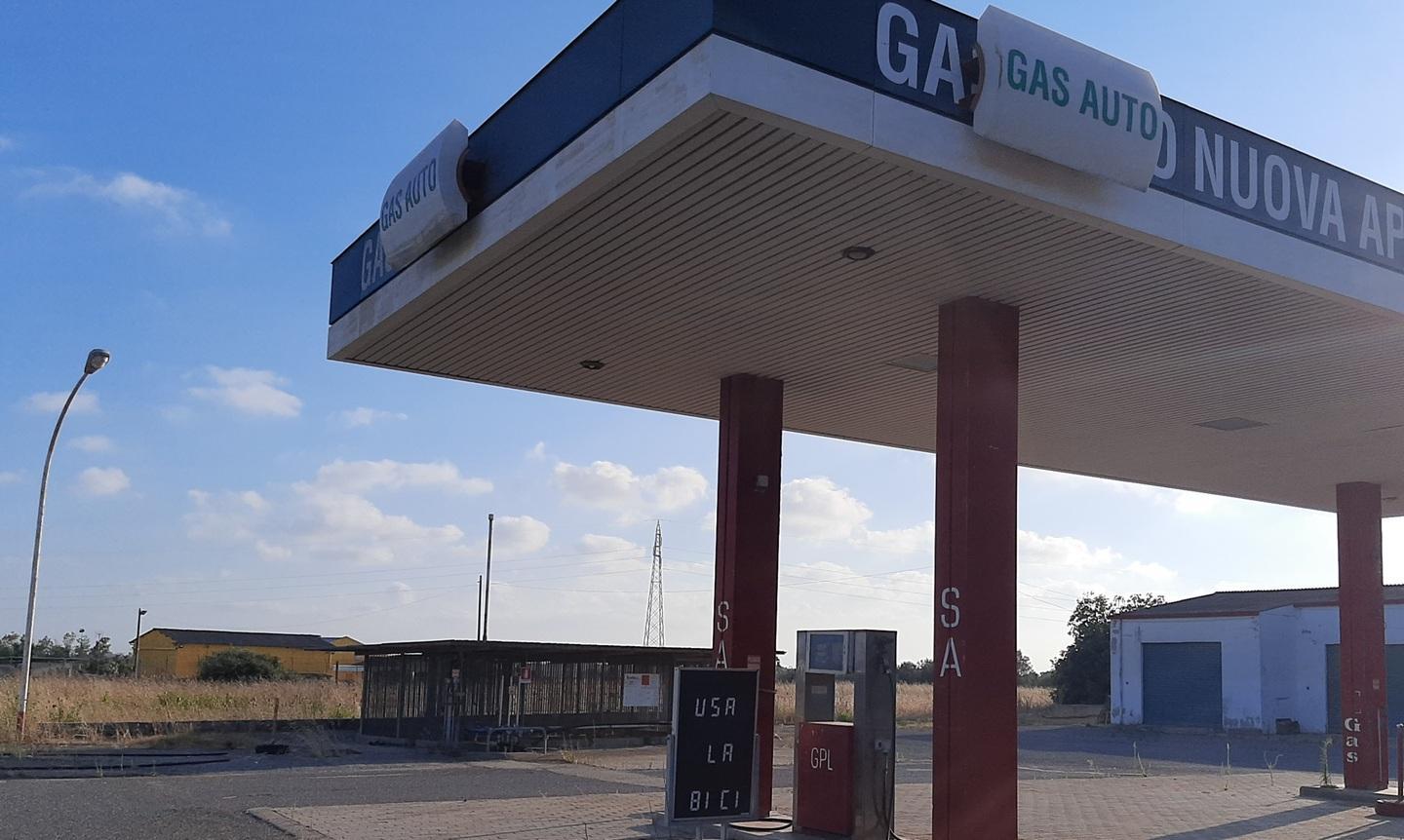 Caro benzina, ecco l’invito
