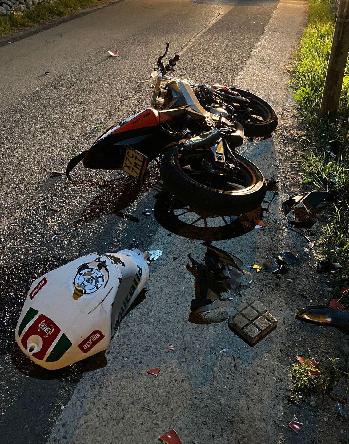 Si schianta contro il muro: gravissimo 