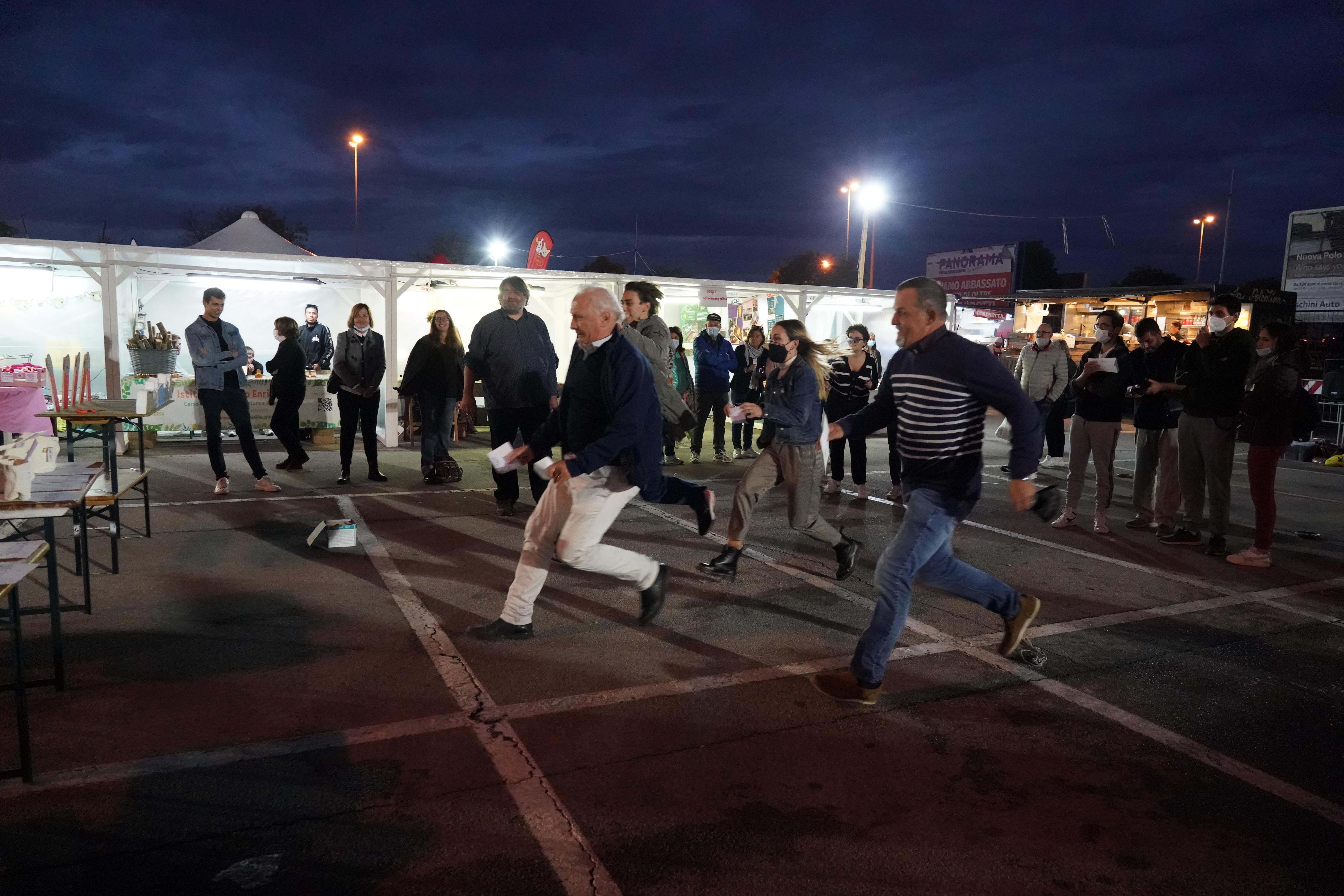 Un flop la “prima” dei Giochi della Valdera: ritardi e pochissima gente all’Expo 