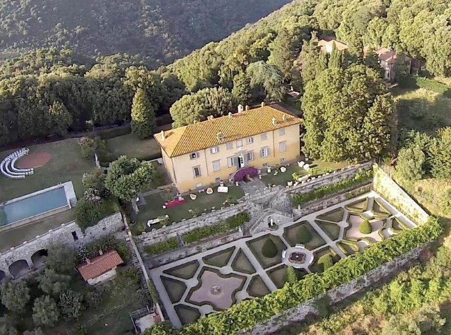 Una panoramica di Villa Paolina