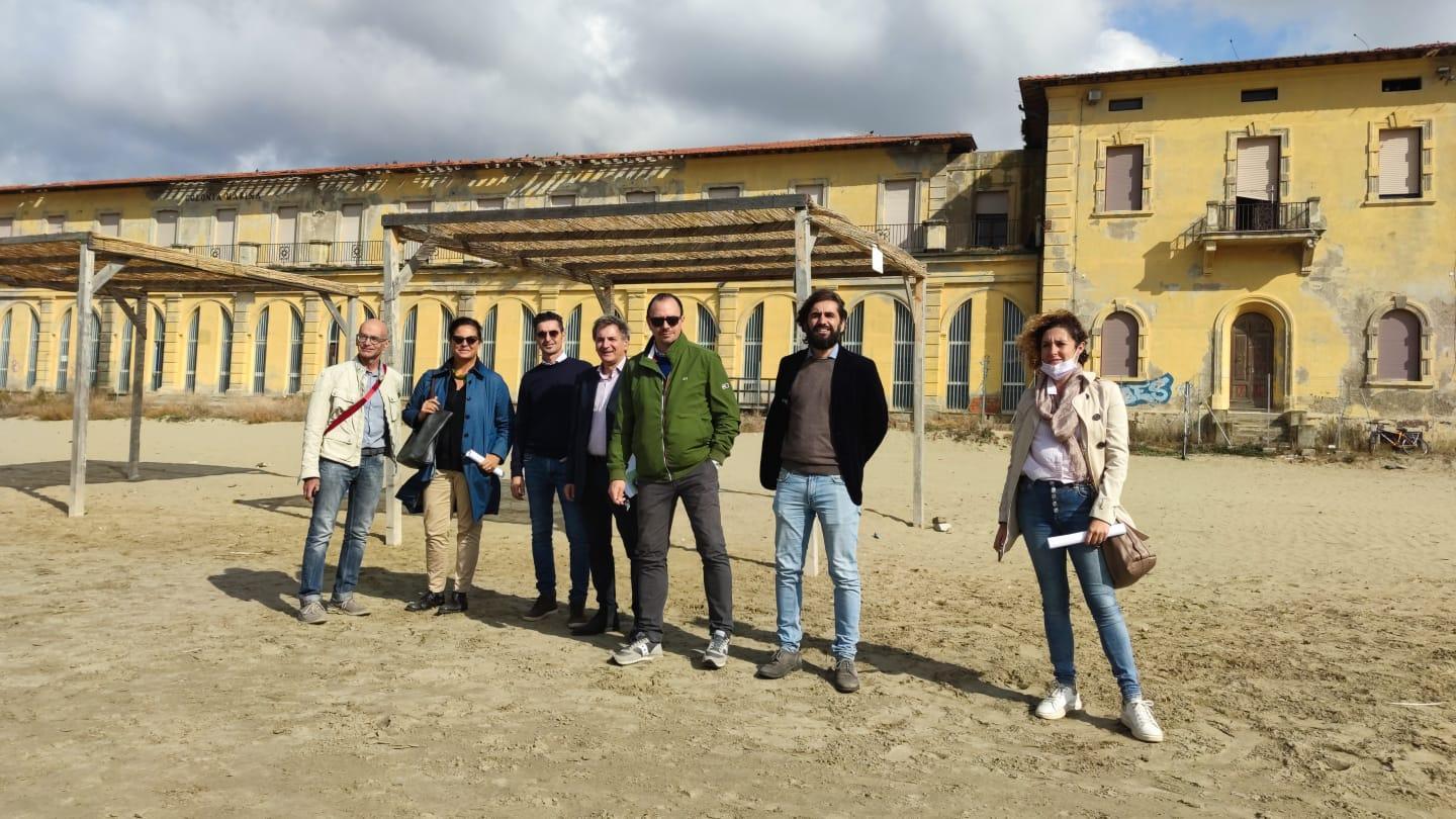 Follonica, due milioni di euro per riqualificare la colonia marina "Pierazzi" 