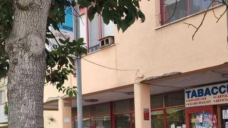 Viareggio, in due aggrediscono l’anziana di via Filzi: «Volevano rubarle i gioielli e il denaro»
