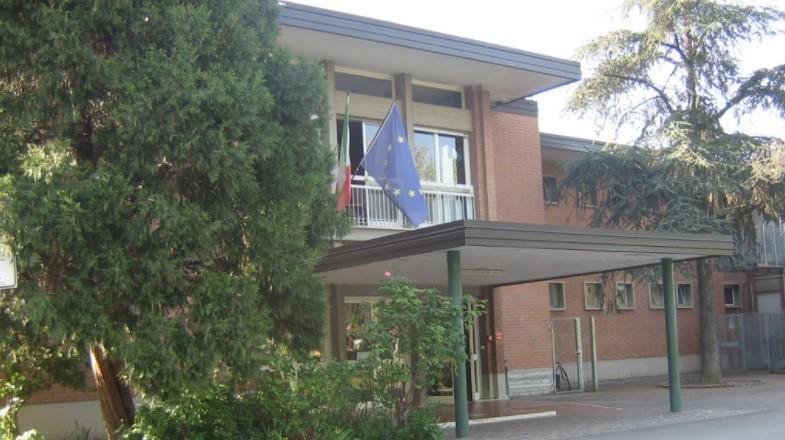 Focolaio di Covid alle “Don Milani” L’Ausl chiude tutta la scuola primaria 