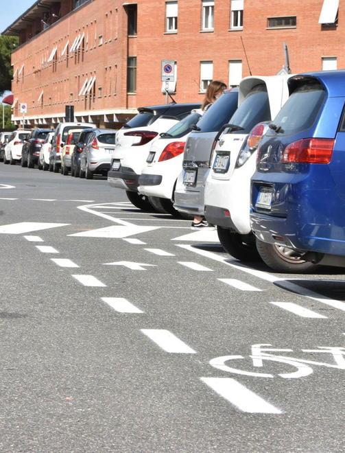 Le corsie ciclabili a “Striscia la notizia”
