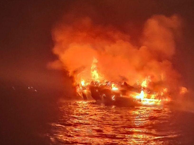 Yacht in fiamme, in salvo l’equipaggio maltese 