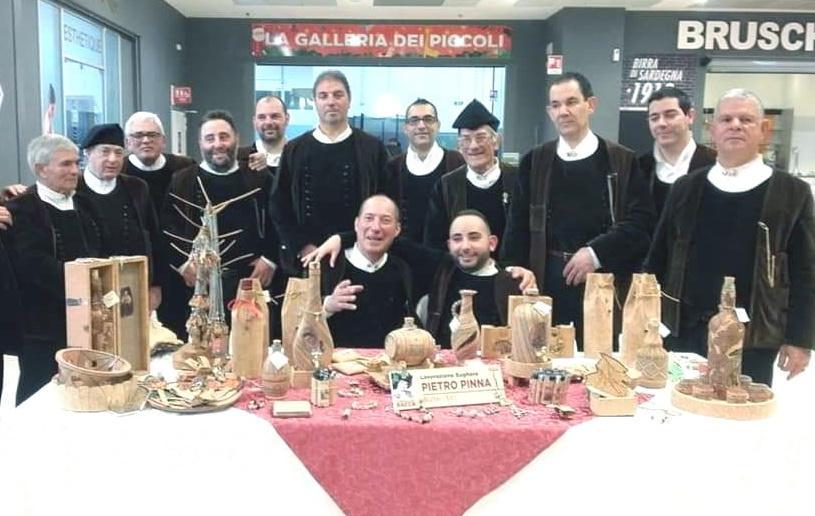 Il coro Paulicu Mossa incanta sul lago Maggiore 