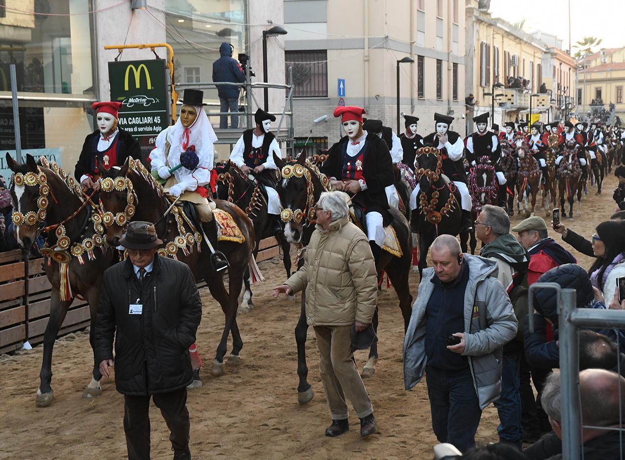Sartiglia, spie e inchieste: le date ora non tornano 