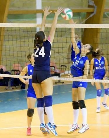 Palestre scolastiche chiuse: a Sassari il volley resta in panchina 