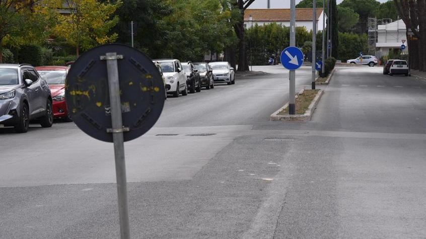 Rivoluzione lungo viale Uranio: stop all’inversione di marcia