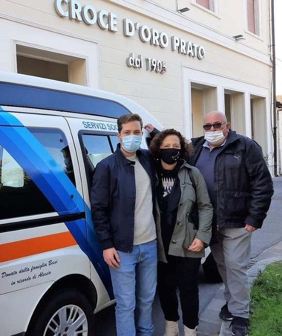 Donano un furgone in memoria del figlio 