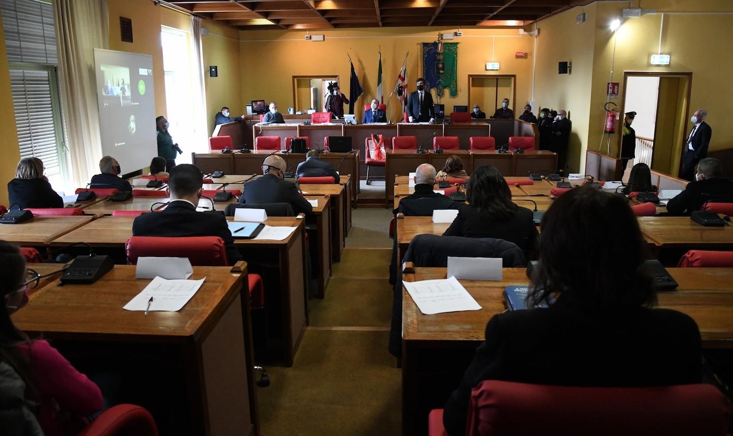 Mutui, espropri, debiti e sinistri: il consiglio comunale fa i conti