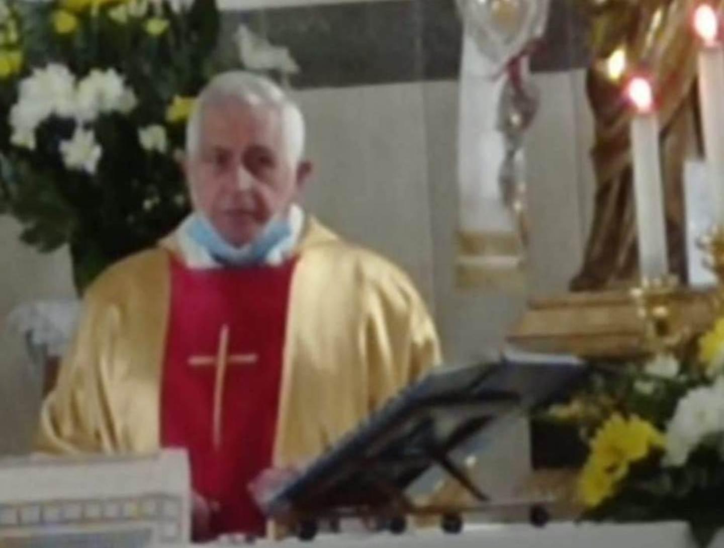 Messa a sorpresa per don Rum che va via 