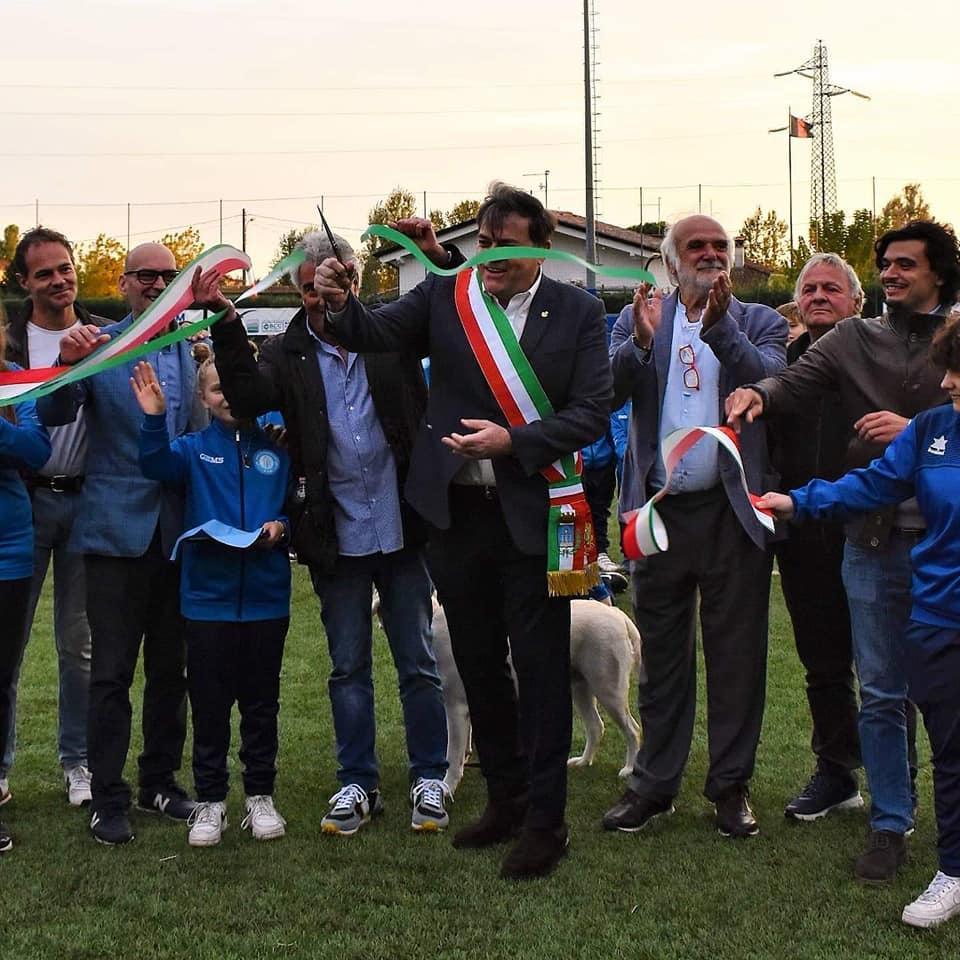 Ecco il nuovo impianto della Pruniccia a Pietrasanta: «Un campo sintetico per giocare nel futuro» 