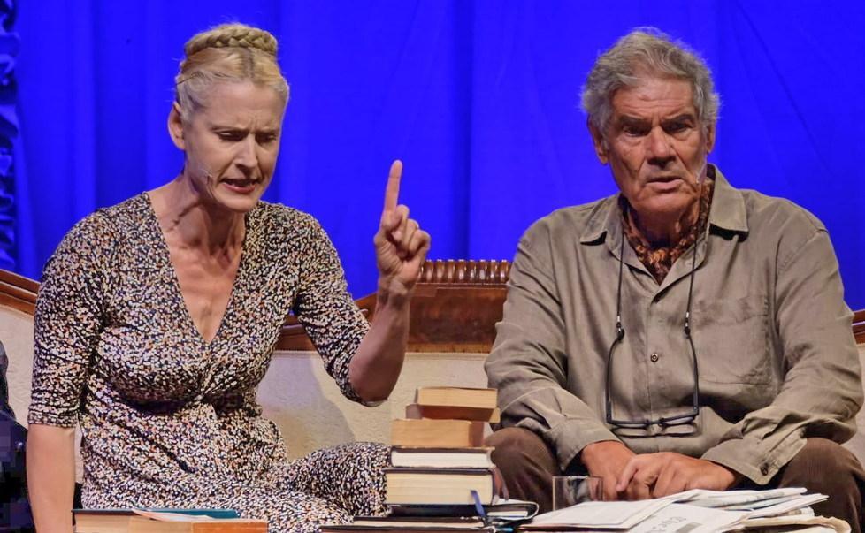 “Diamoci del tu”  al teatro Michelangelo di Modena  con De Laurentis e Longhi