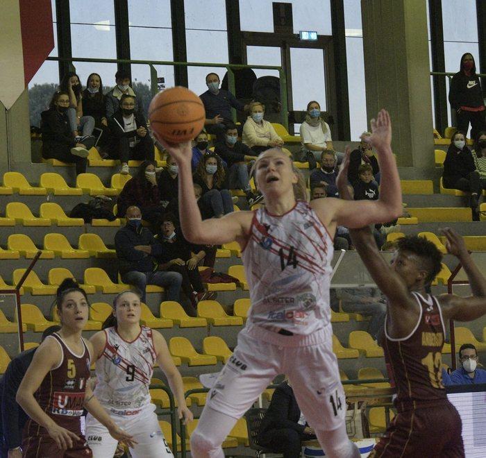 Broni bagna le polveri di Lucca e la Gesam si ferma a 48 punti 