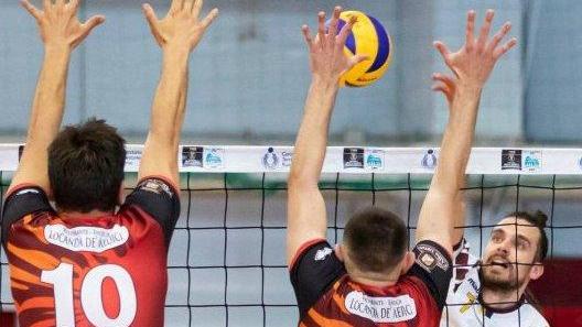 L’Invicta crea, distrugge e poi prende la vittoria al quinto set