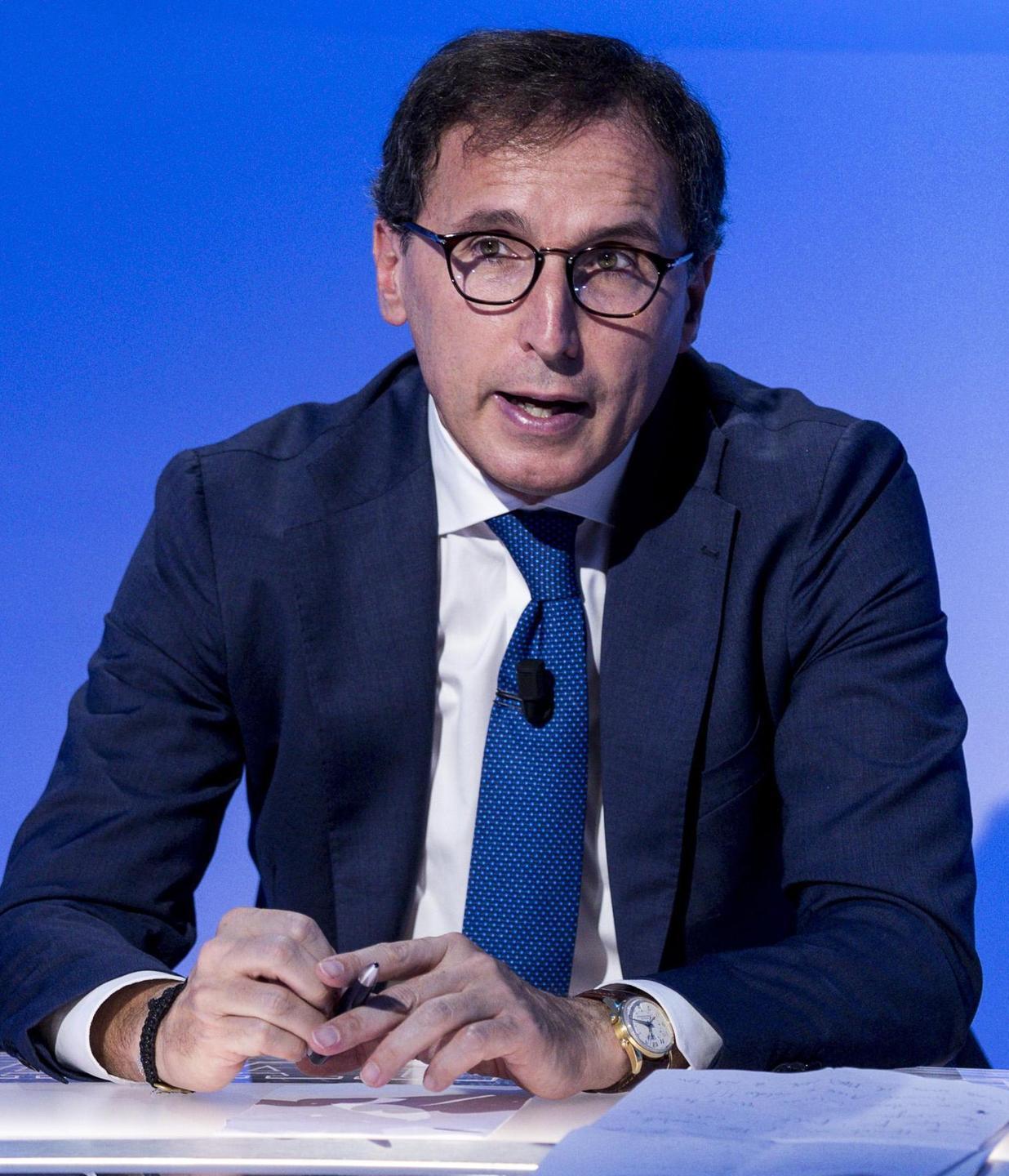 Coppia no vax in rianimazione 300 studenti di nuovo in dad