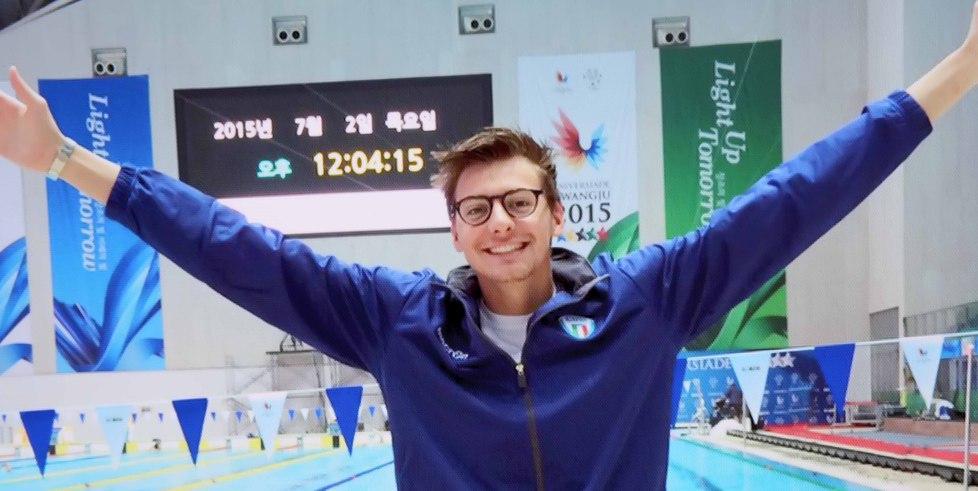 Un murale in memoria di Mattia Dall’Aglio nella piscina comunale di via Filippo Re 