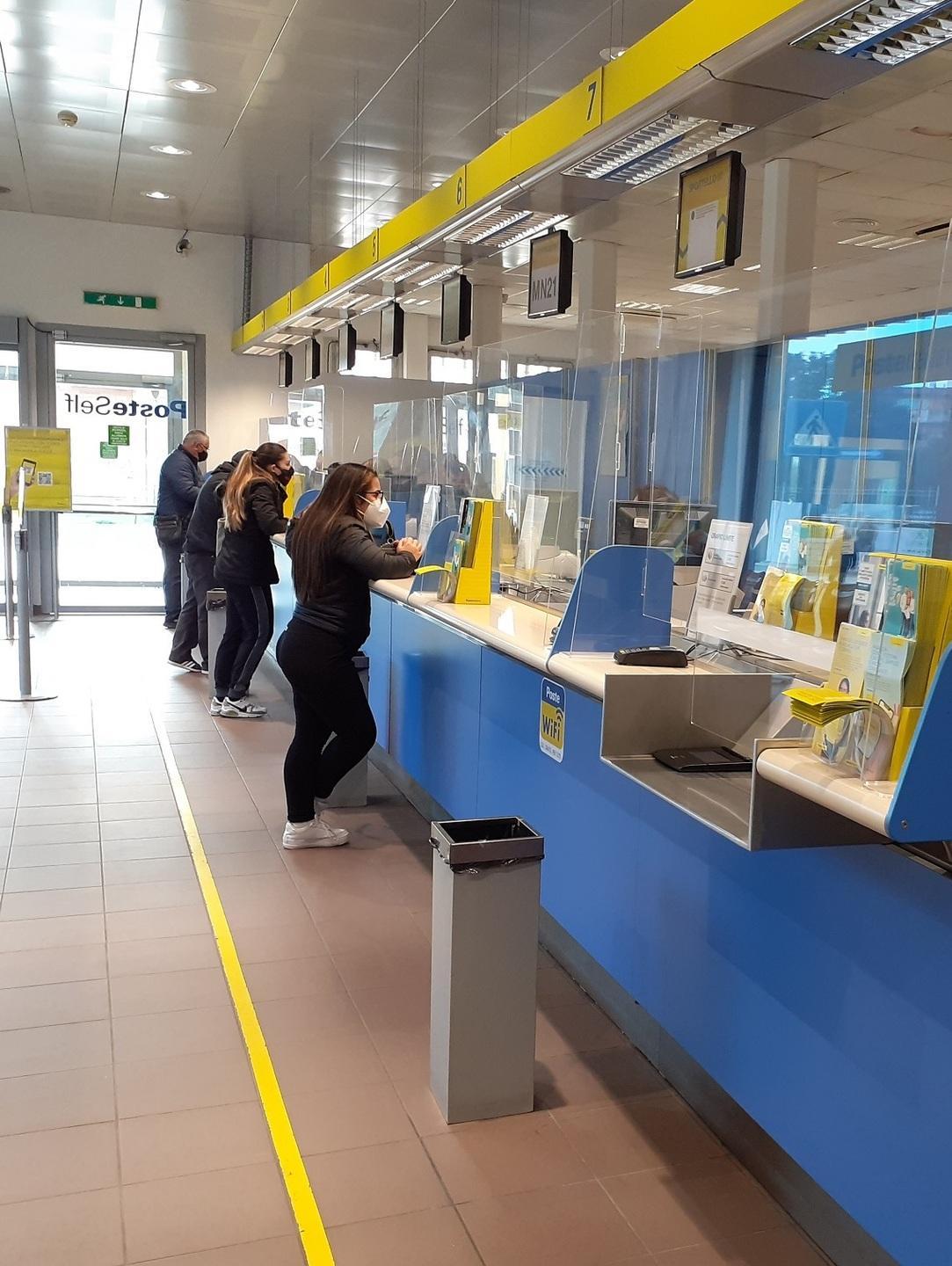 La doppia dimensione delle Poste 