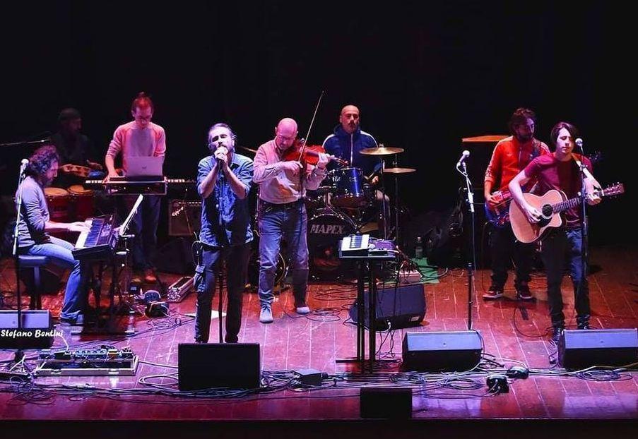 Modena. Strumenti rubati a musicista della Banda popolare dell’emilia rossa  Raccolta fondi per ricomprarli 