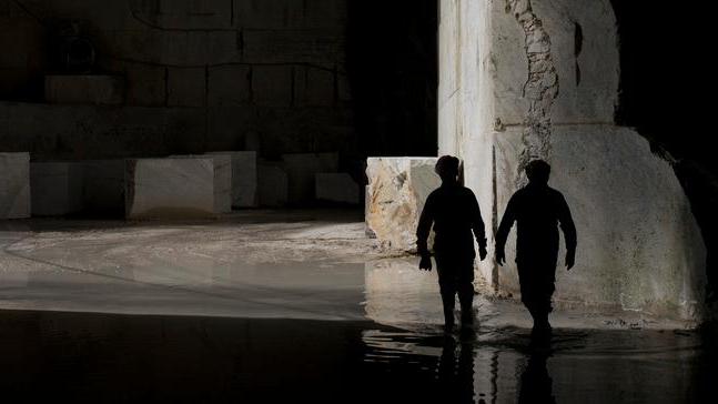 Una cava di marmo bianco (Foto Dario Garofalo per Confidnustria Toscana Nord)