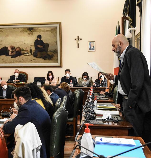 Il Pd: «Eravamo “il male”, ora vogliono collaborare» E liquida il terzo polo