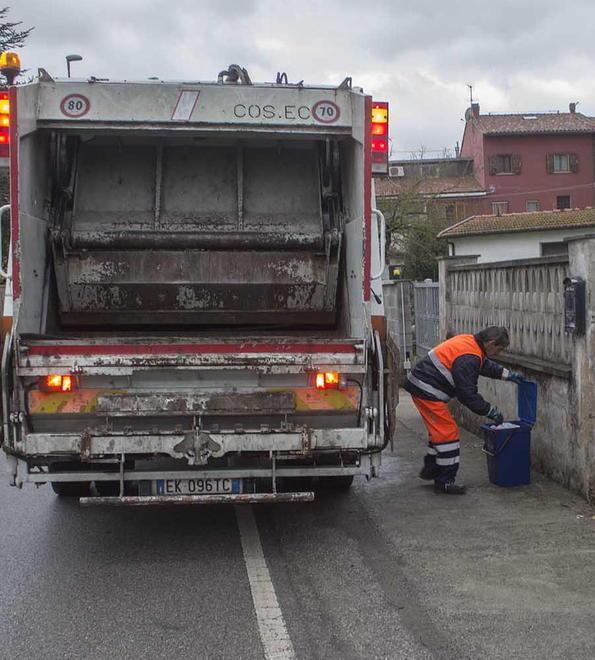 Tari salata, aumenti in bolletta «Ma ci sono anche gli sconti» 