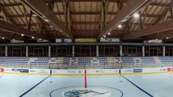 Fanano. Il Palaghiaccio riapre dopo 20 mesi di stop E con lo sponsor adesso è “Ares Arena”