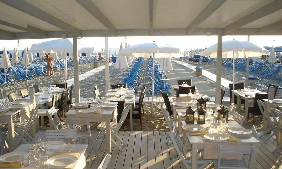 Una veranda sulla spiaggia