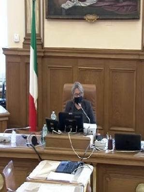 Martina Nardi, che presiede la commissione, durante le audizioni per Sanac