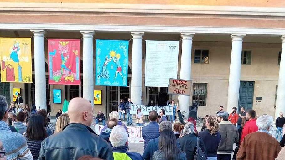 «Non vogliamo infiltrazioni fasciste, rimandiamo la manifestazione»