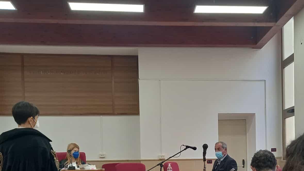 La deposizione del dottor Pierluigi Pittalis. Di spalle l’avvocata Macciotta