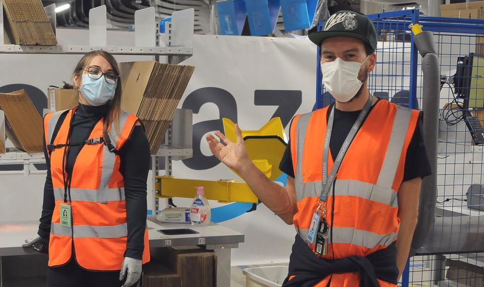 Robot, sicurezza e cento nuovi assunti: il primo giorno del centro Amazon di Spilamberto