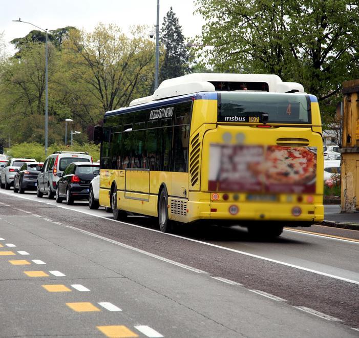 La linea 14 è un caso in Regione «Ritardi oltre i venti minuti»
